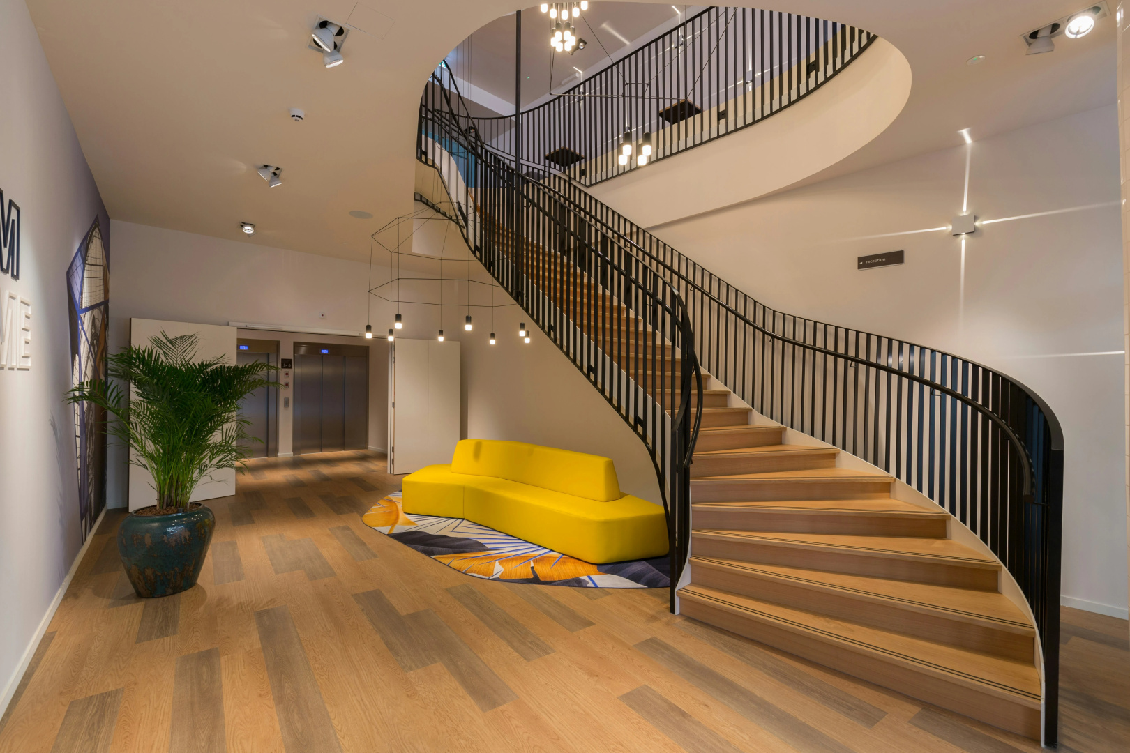 Photo - Hampton by Hilton Antwerp Central Station