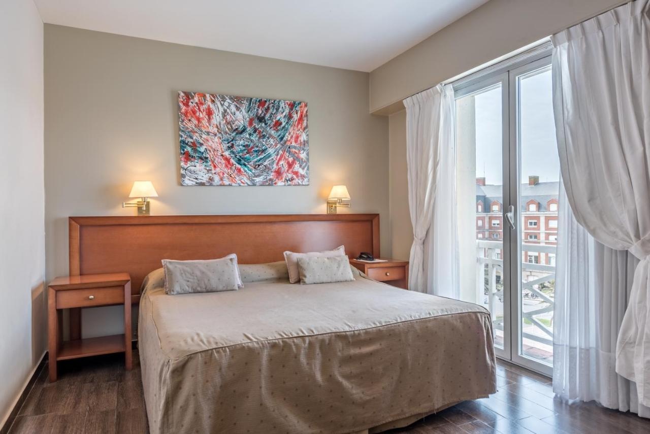 Photo - Hotel Riviera