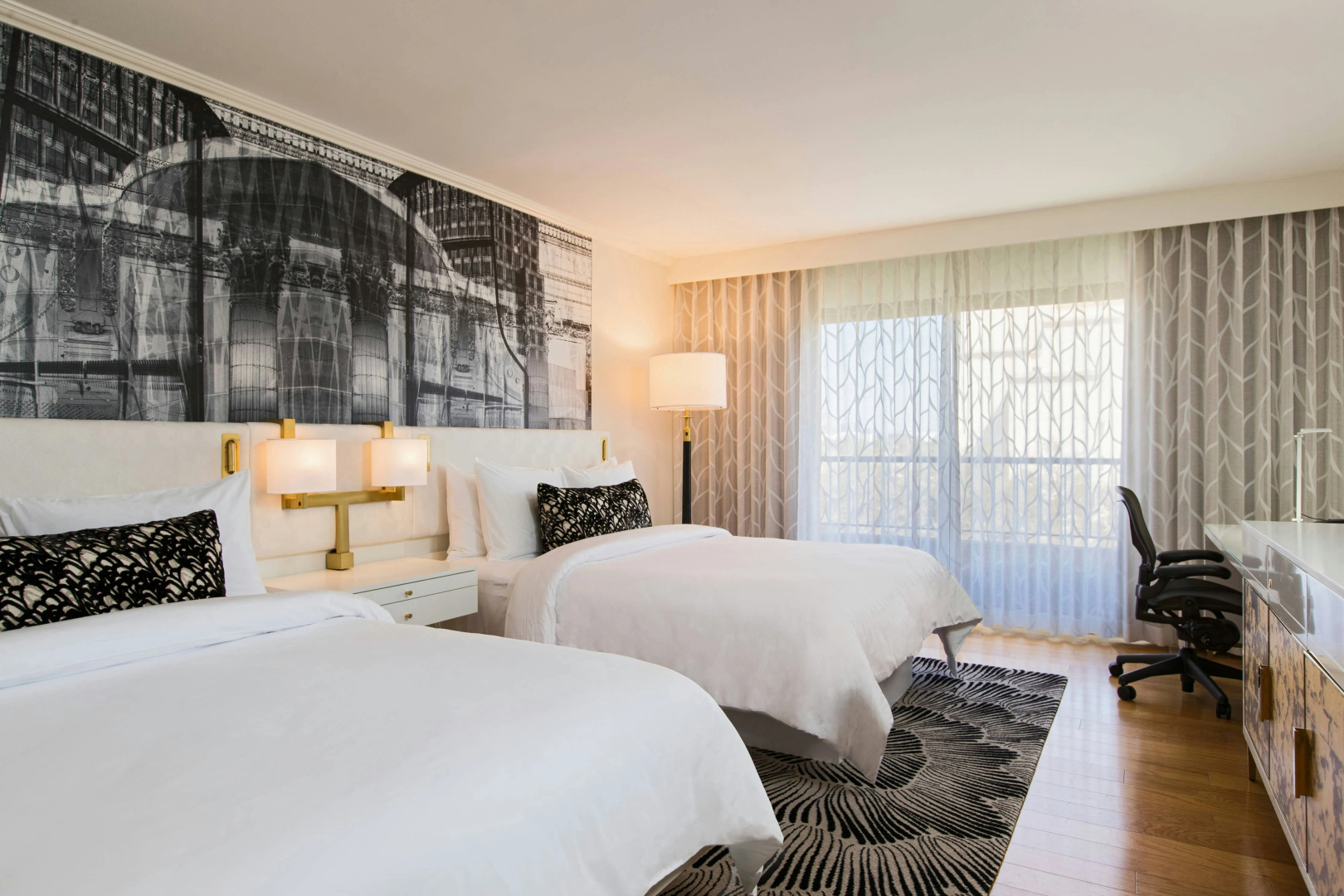 Photo - Avenue of the Arts Costa Mesa, a Tribute Portfolio Hotel