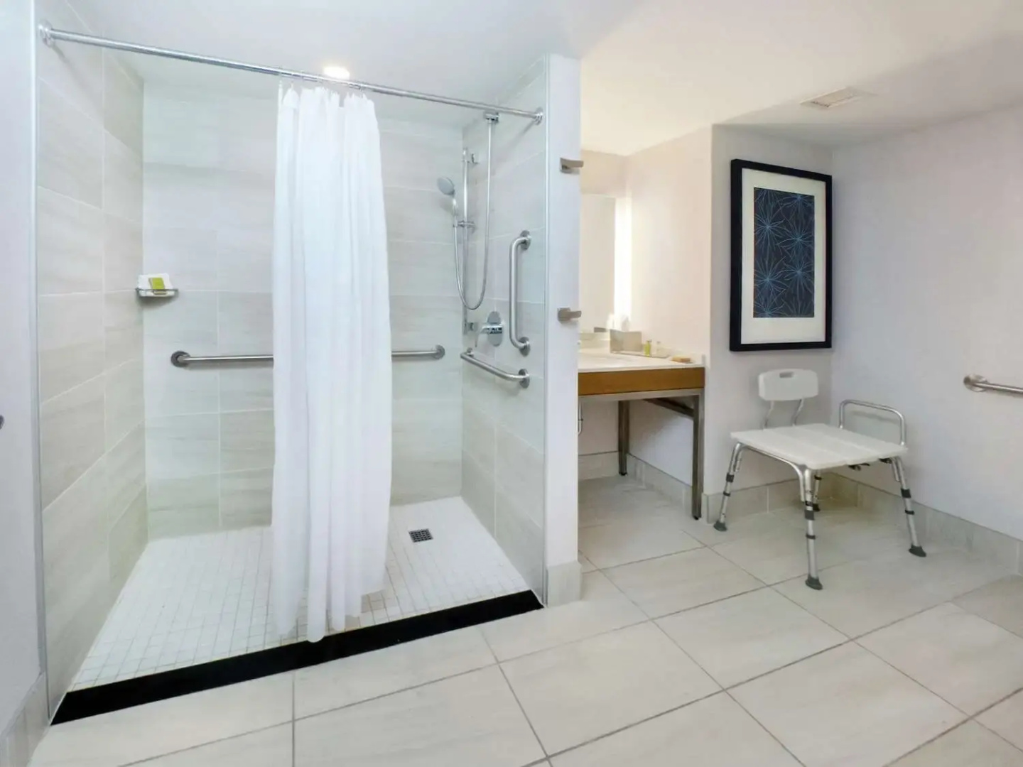Photo - DoubleTree by Hilton Hotel Niagara Falls New York