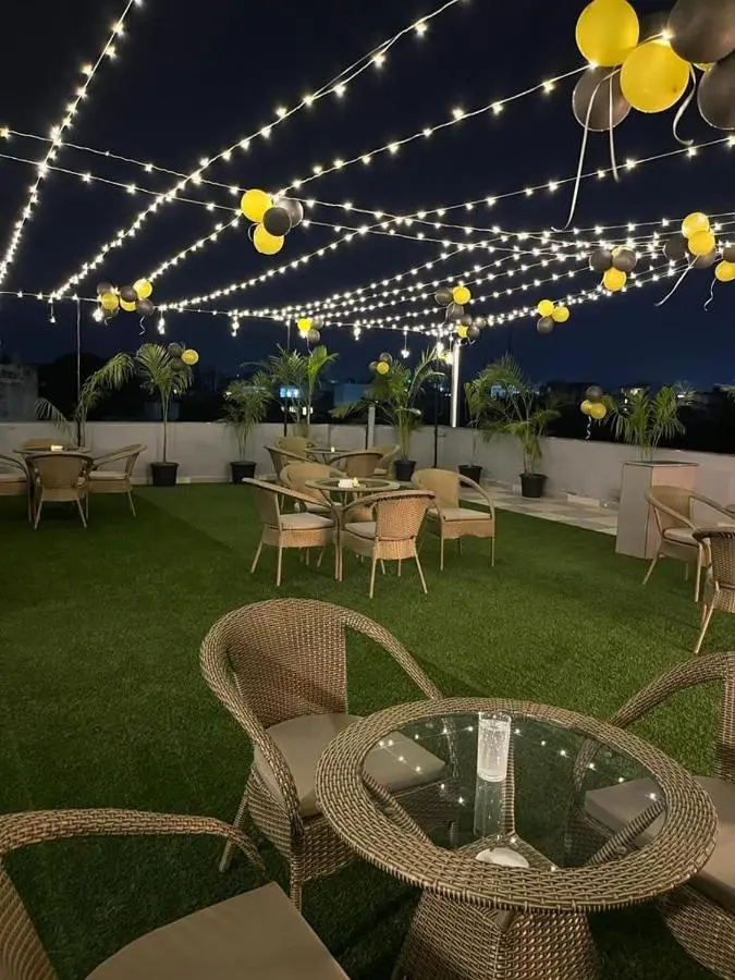 Photo - Saltstayz Premier - Cyber Hub