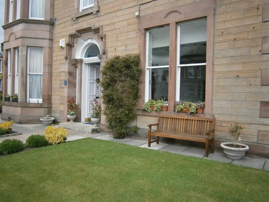 Photo - Dorstan House