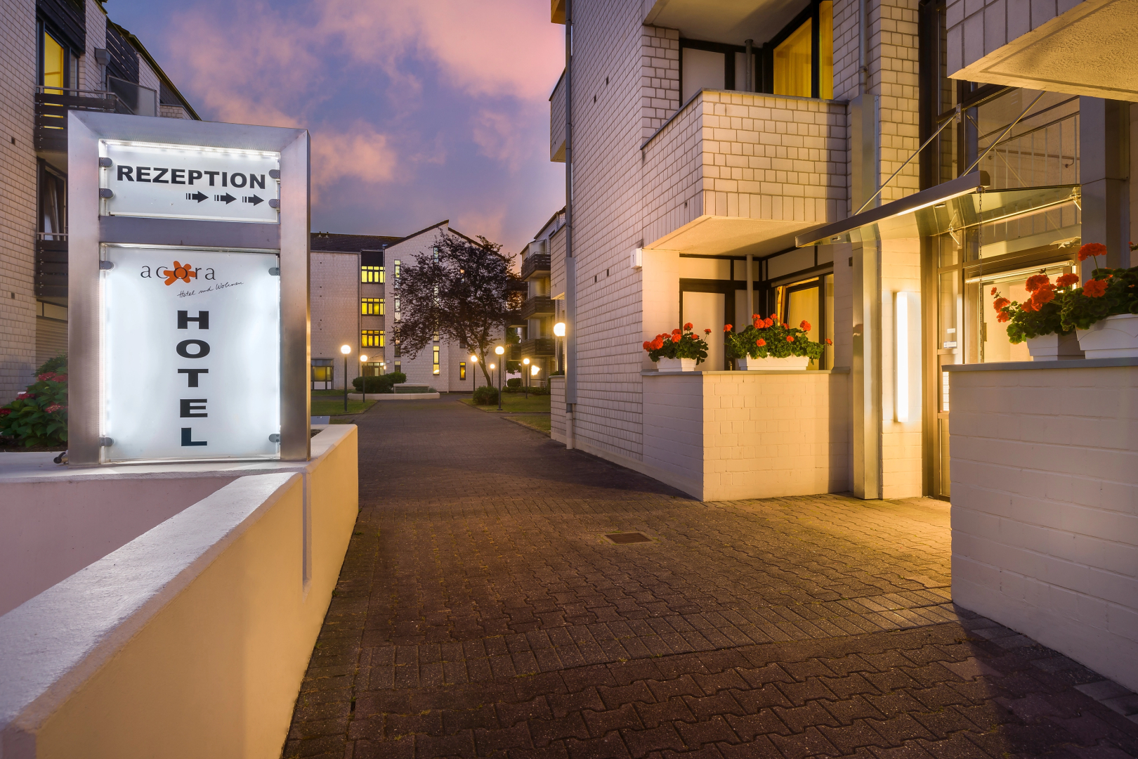 Photo - acora Bonn Living the City