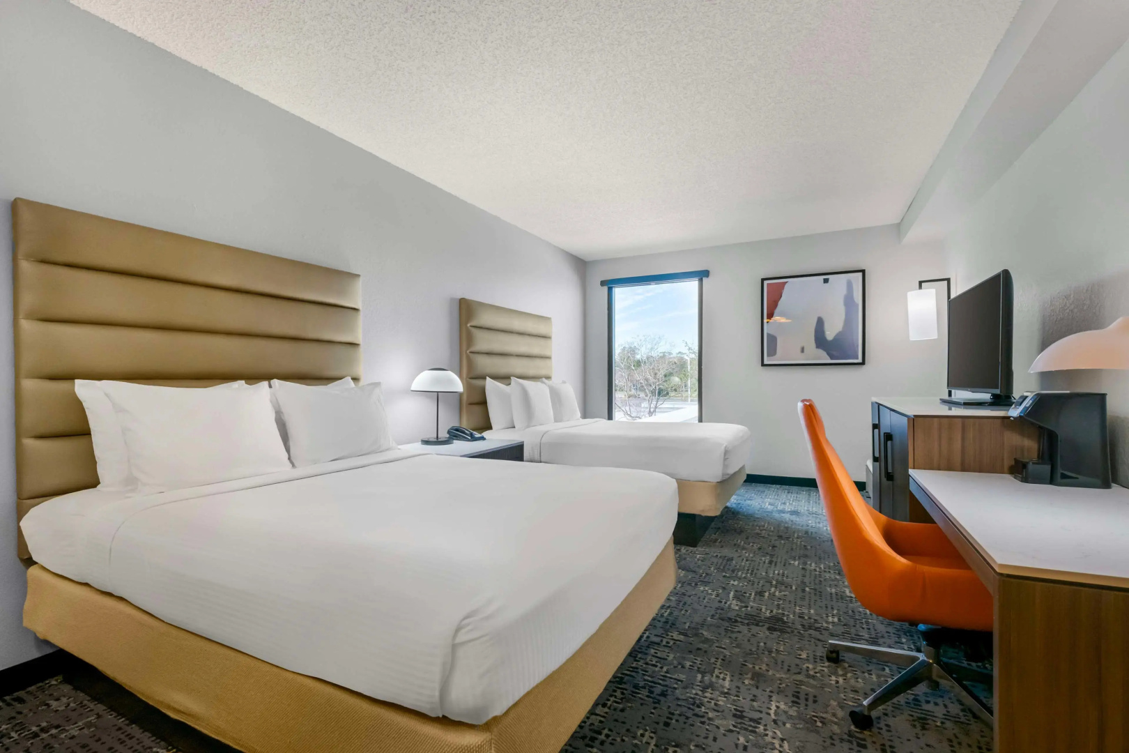 Photo - Best Western Plus Universal Inn