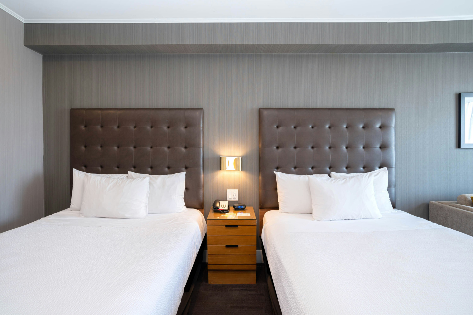Photo - Sandman Hotel Hamilton