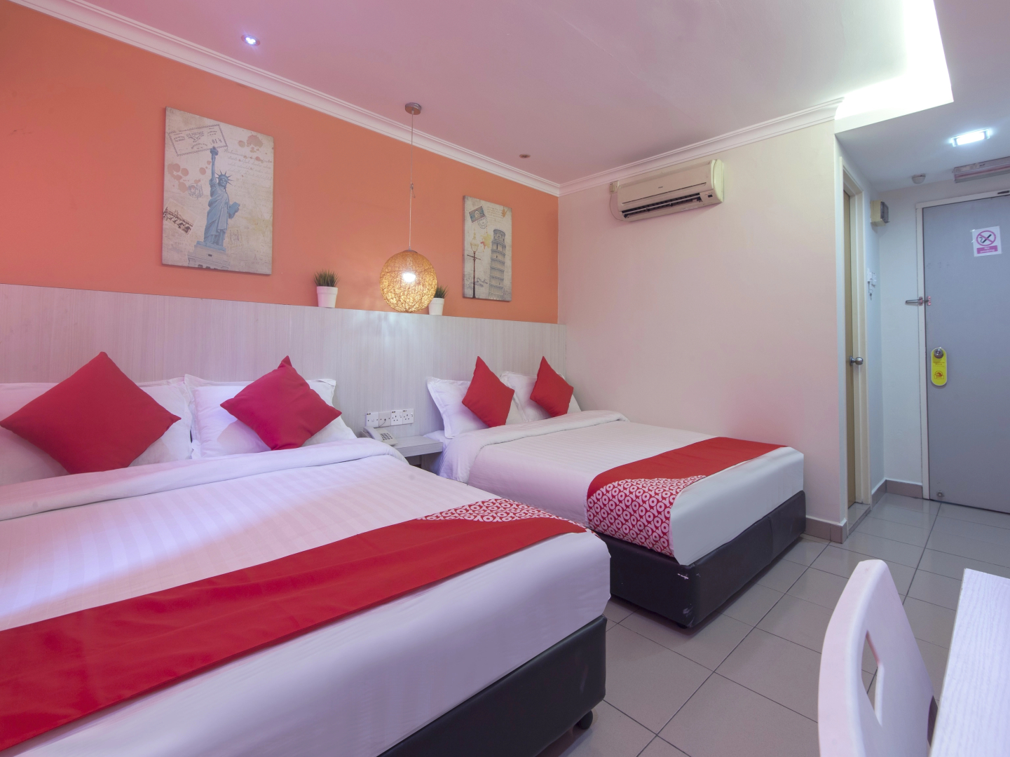 Foto - OYO 761 City Hotel