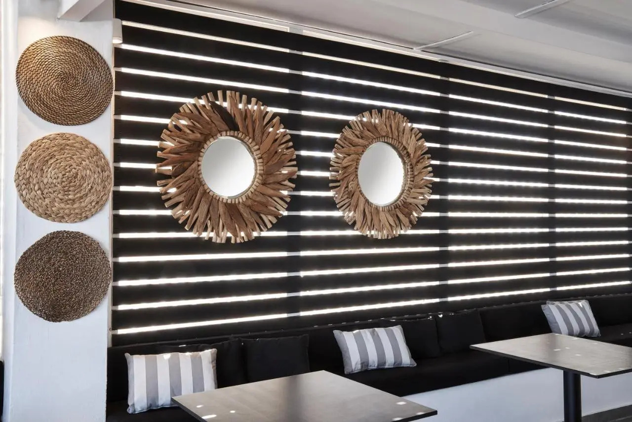 Foto - Mr and Mrs White Oia - Santorini