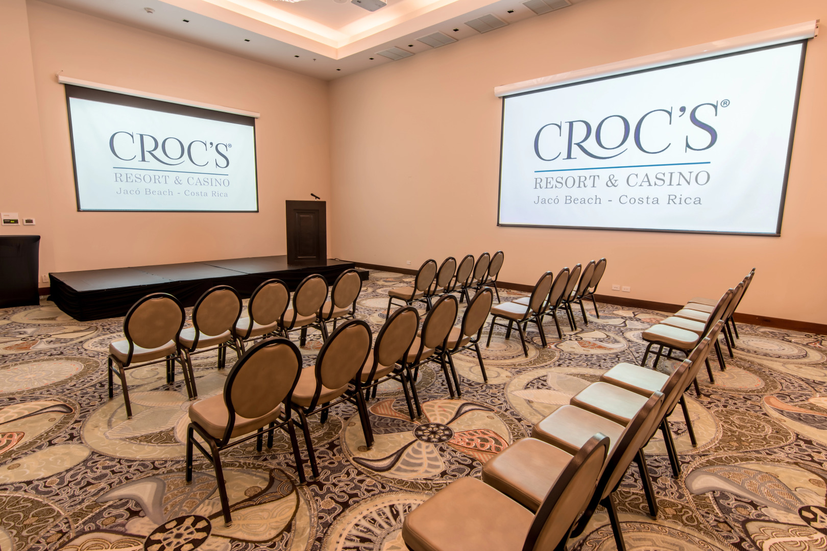 Photo - Crocs Resort & Casino