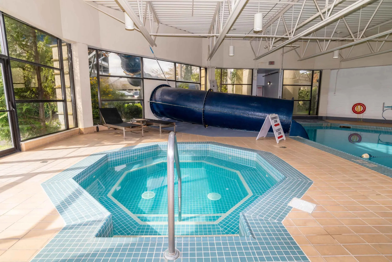 Photo - Sandman Signature Vancouver Airport Hotel & Resort