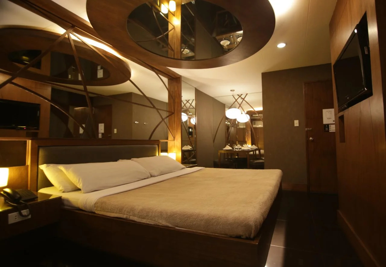 Photo - Victoria Court North Edsa