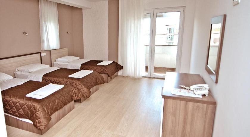 Hotel Lux