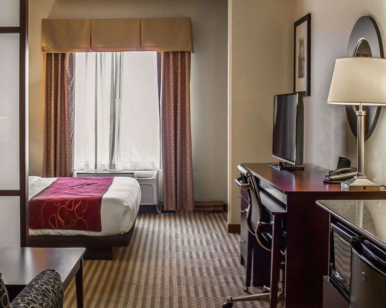Photo - Comfort Suites Columbus East Broad