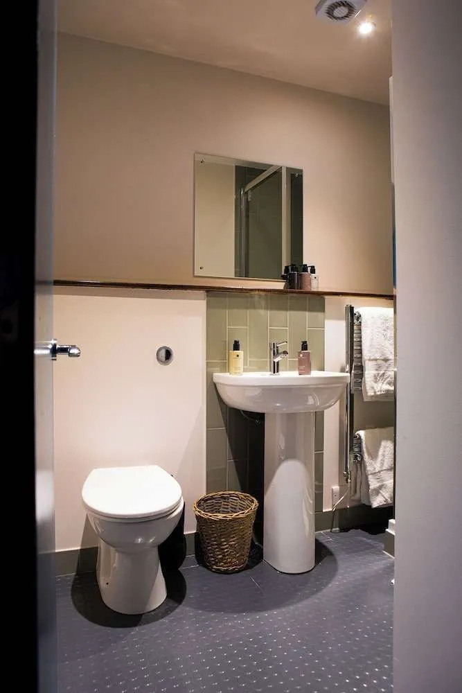 Photo - The Crown Rooms
