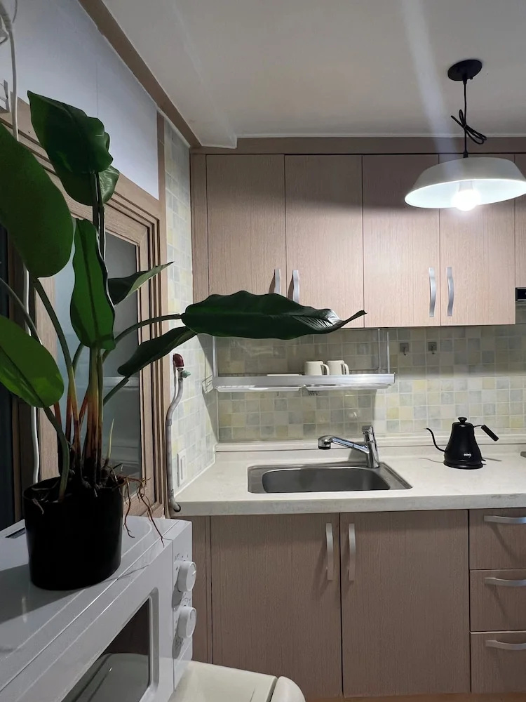 Photo - Jnineguesthouse