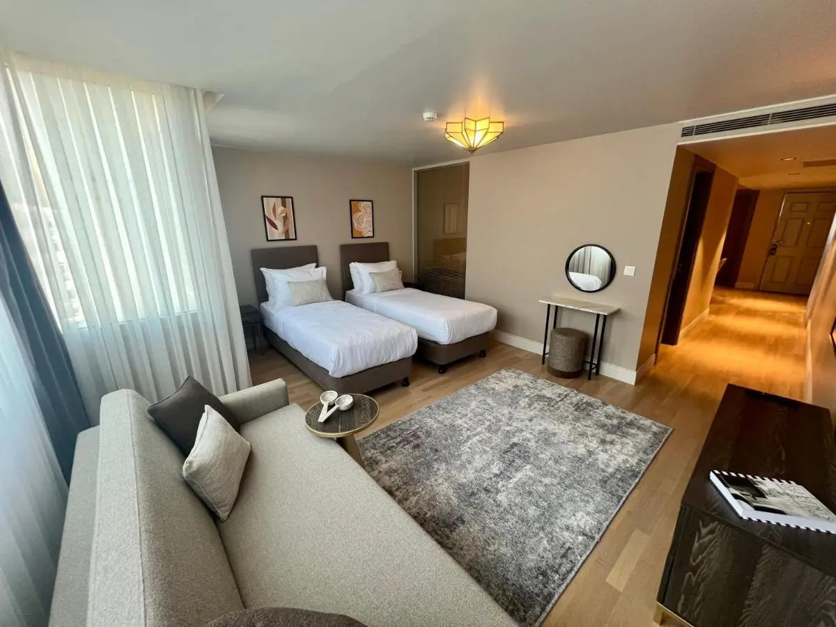 Foto - Weingart Suites Hotel