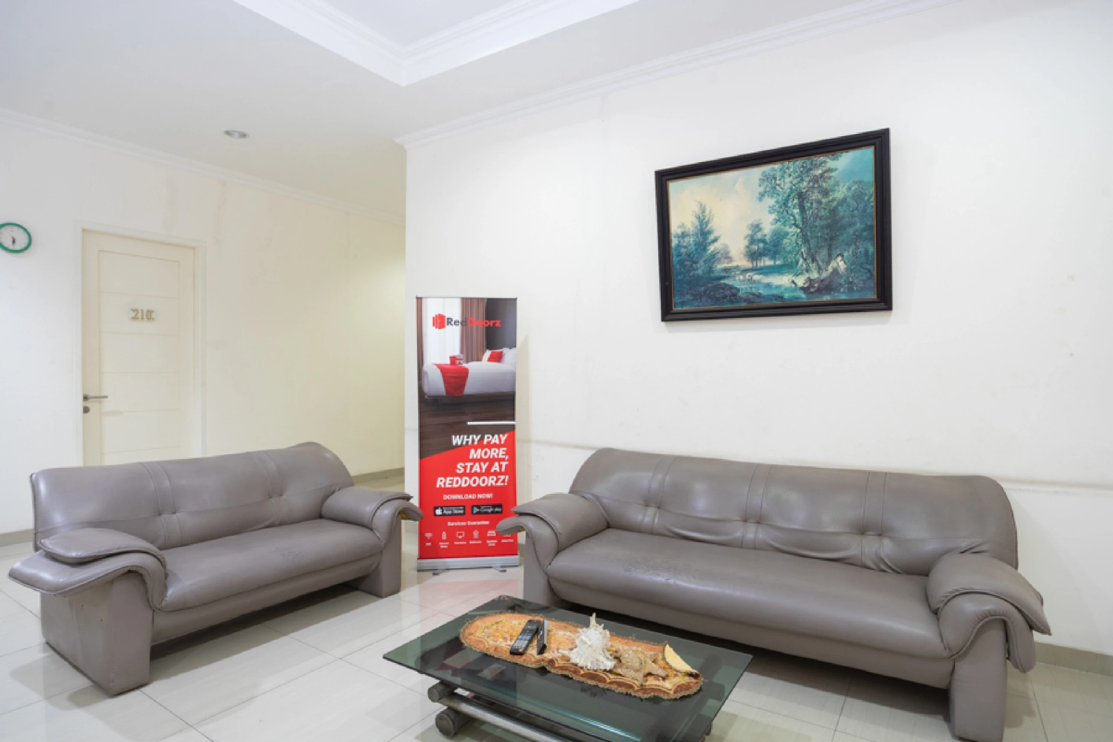 Foto - RedDoorz Plus near Siloam Karawaci
