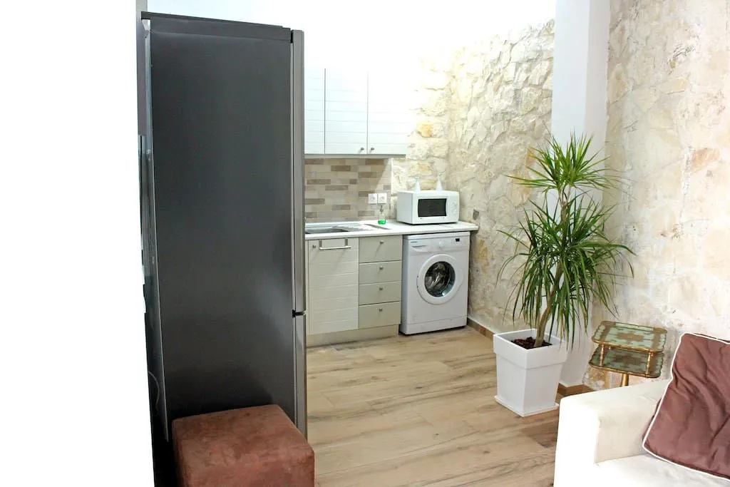 Photo - Elizabeth Suites