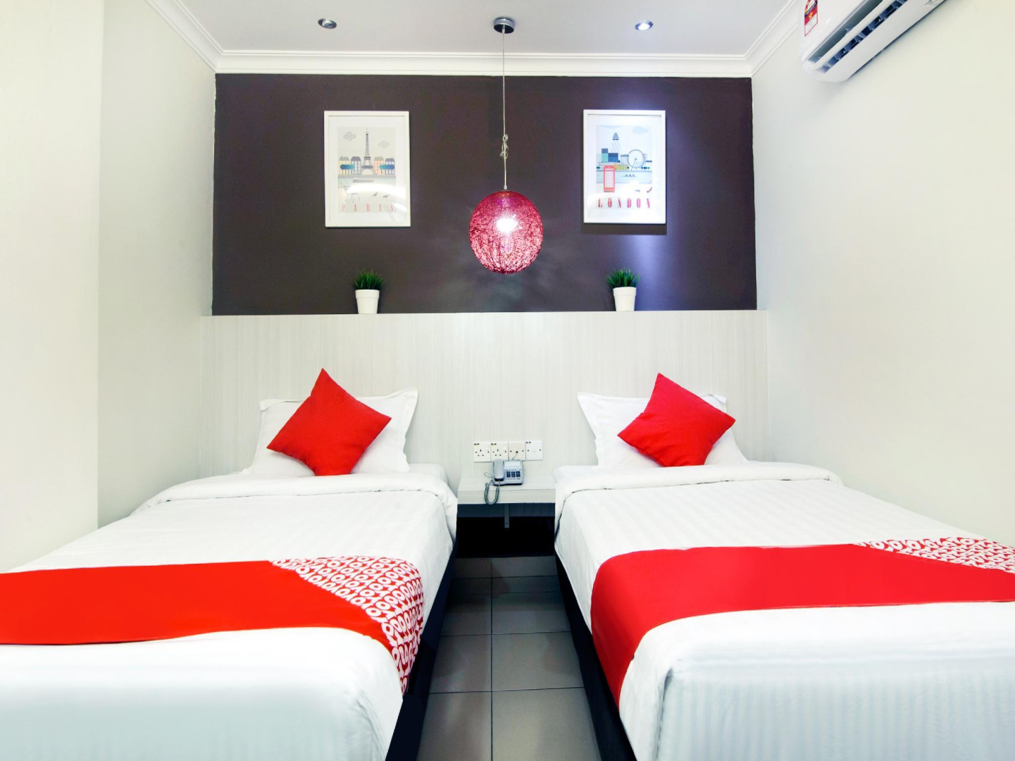 Foto - Super OYO 761 City Hotel