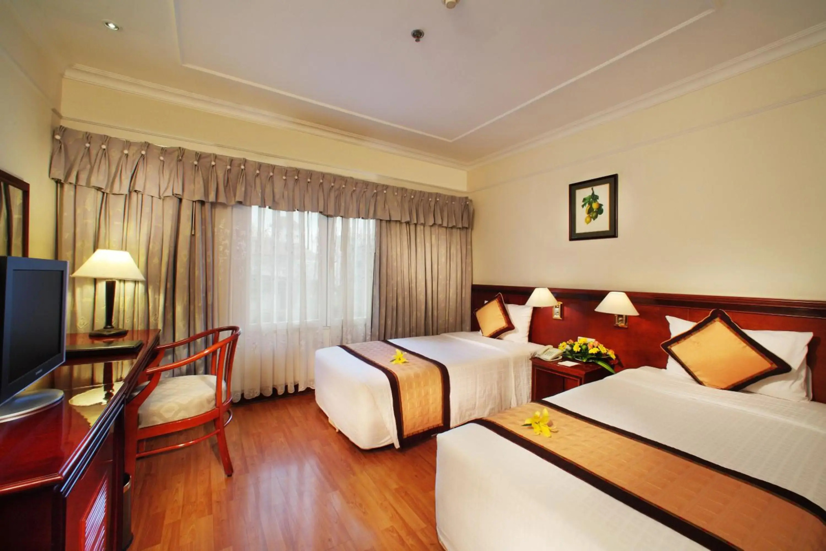 Foto - First Hotel