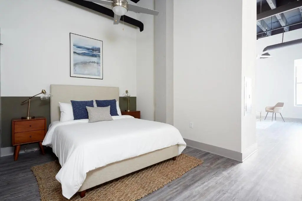 Photo - Kasa Altmayer Savannah