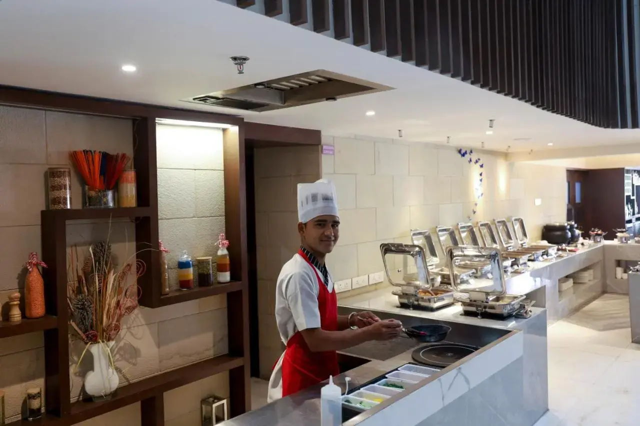 Photo - Royal Orchid Golden Suites Pune