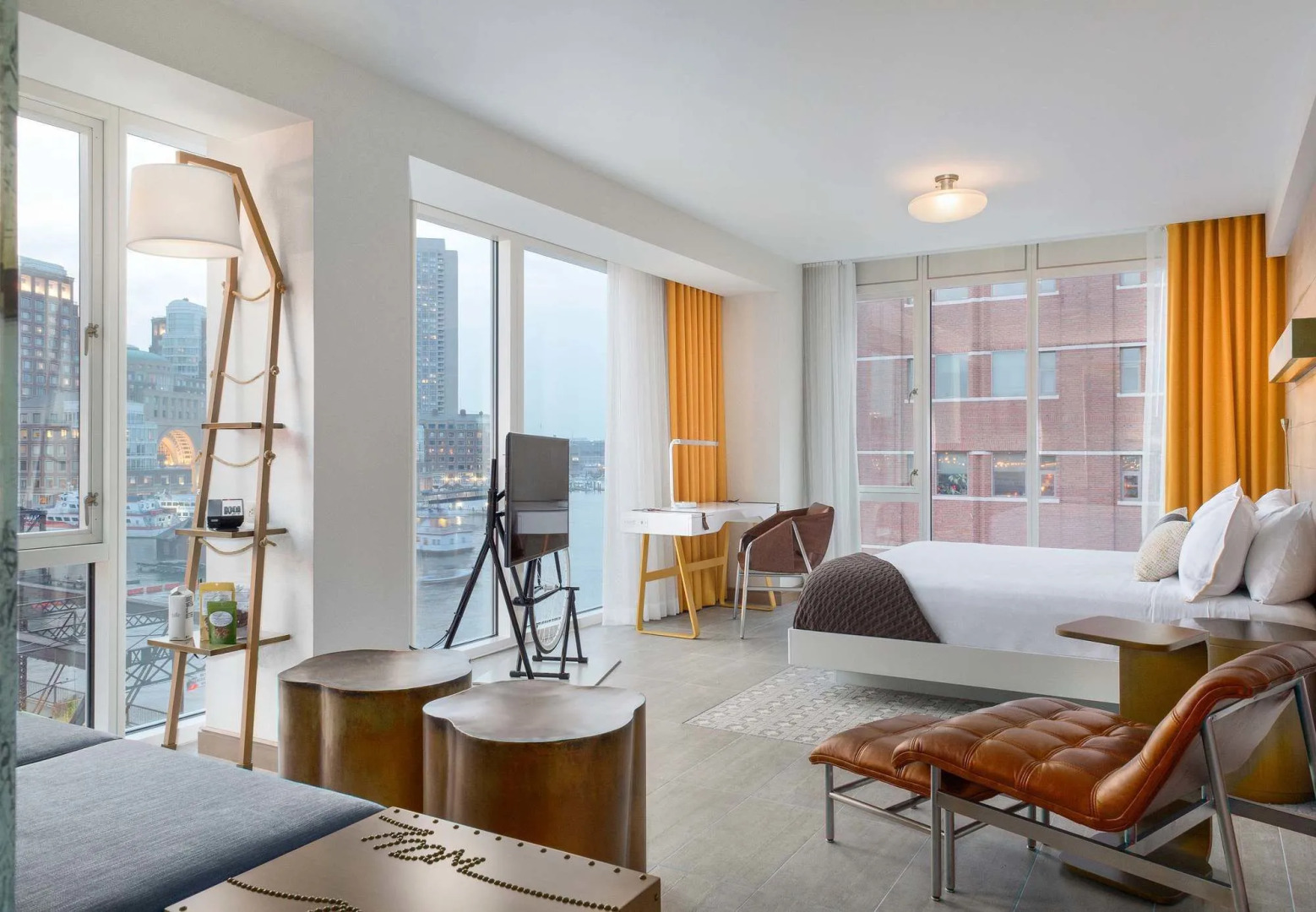 Photo - The Envoy Hotel, Autograph Collection