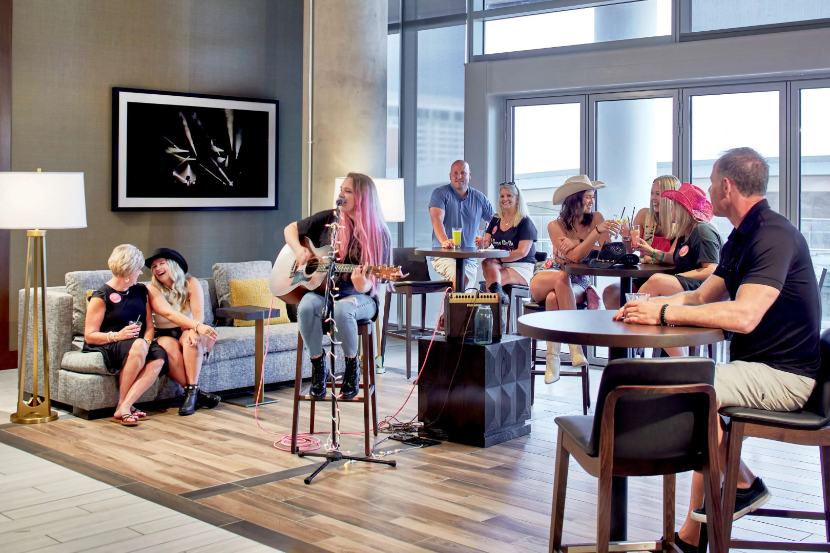 Photo - Embassy Suites by Hilton Nashville Downtown