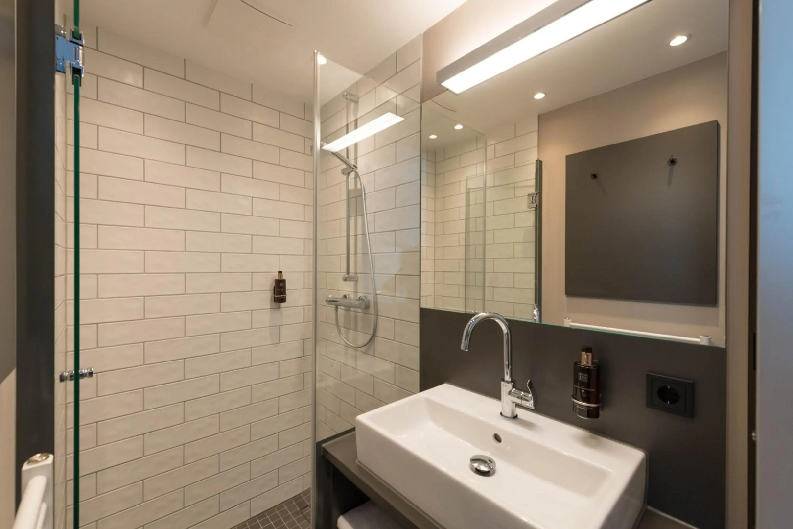 Foto - Mondrian Suites Berlin am Checkpoint Charlie