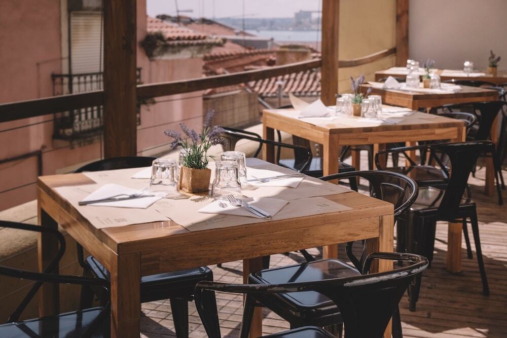 Foto - Santa Bica Eat Drink & Sleep