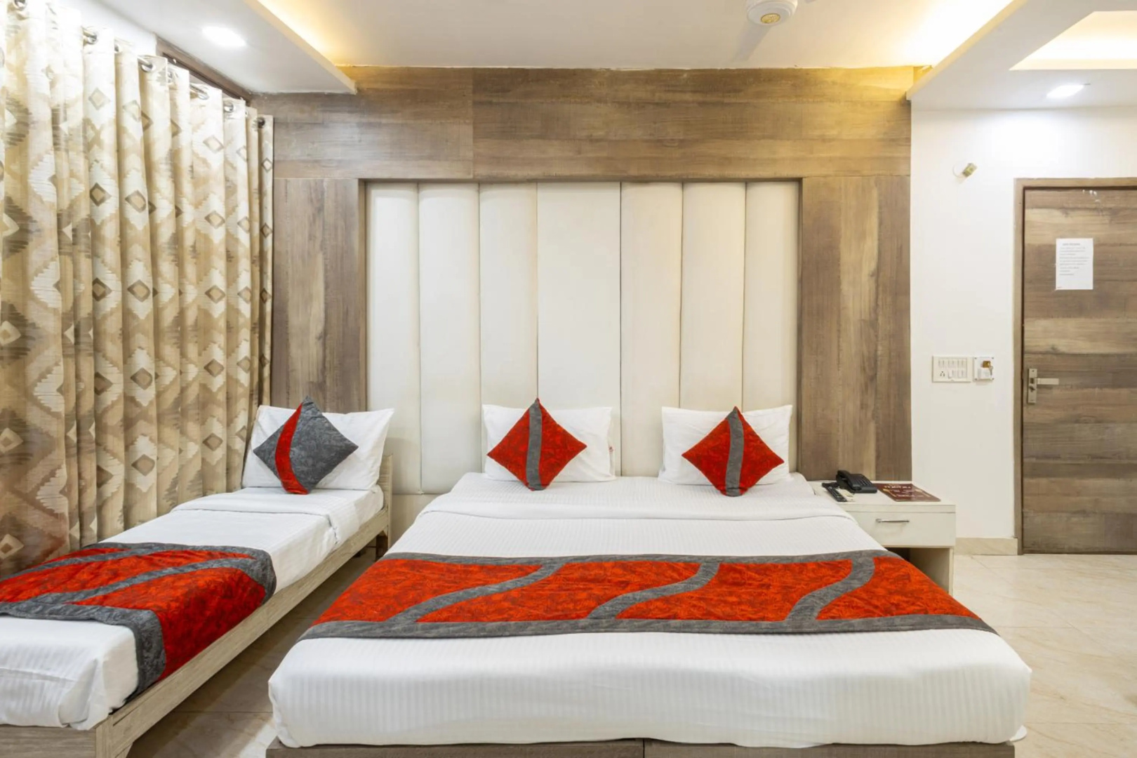 Photo - Hotel Red Castle