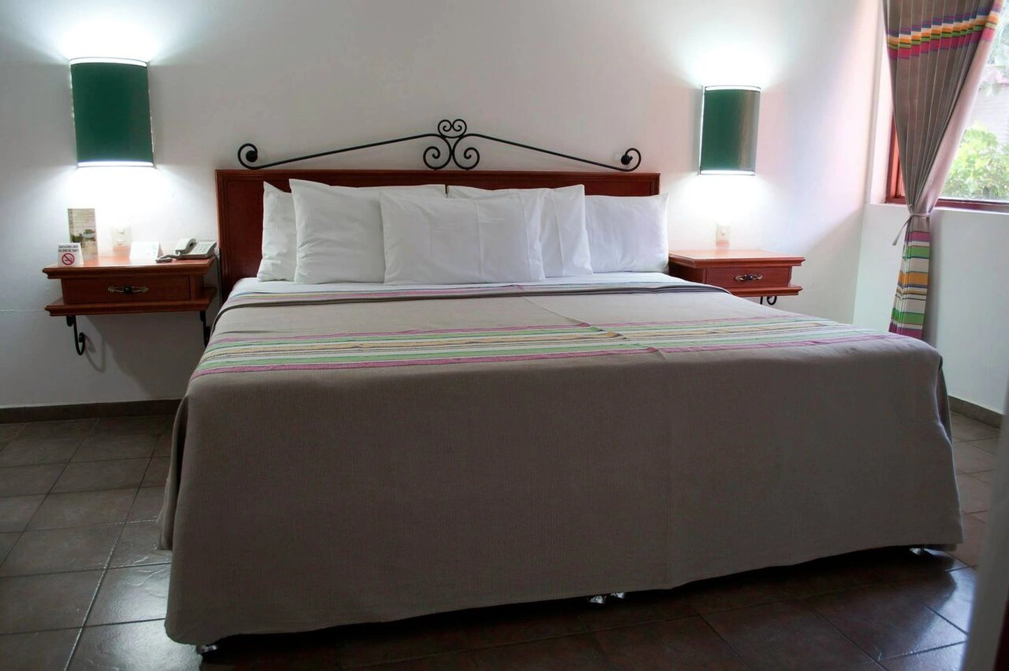 Photo - Los Olivos Spa