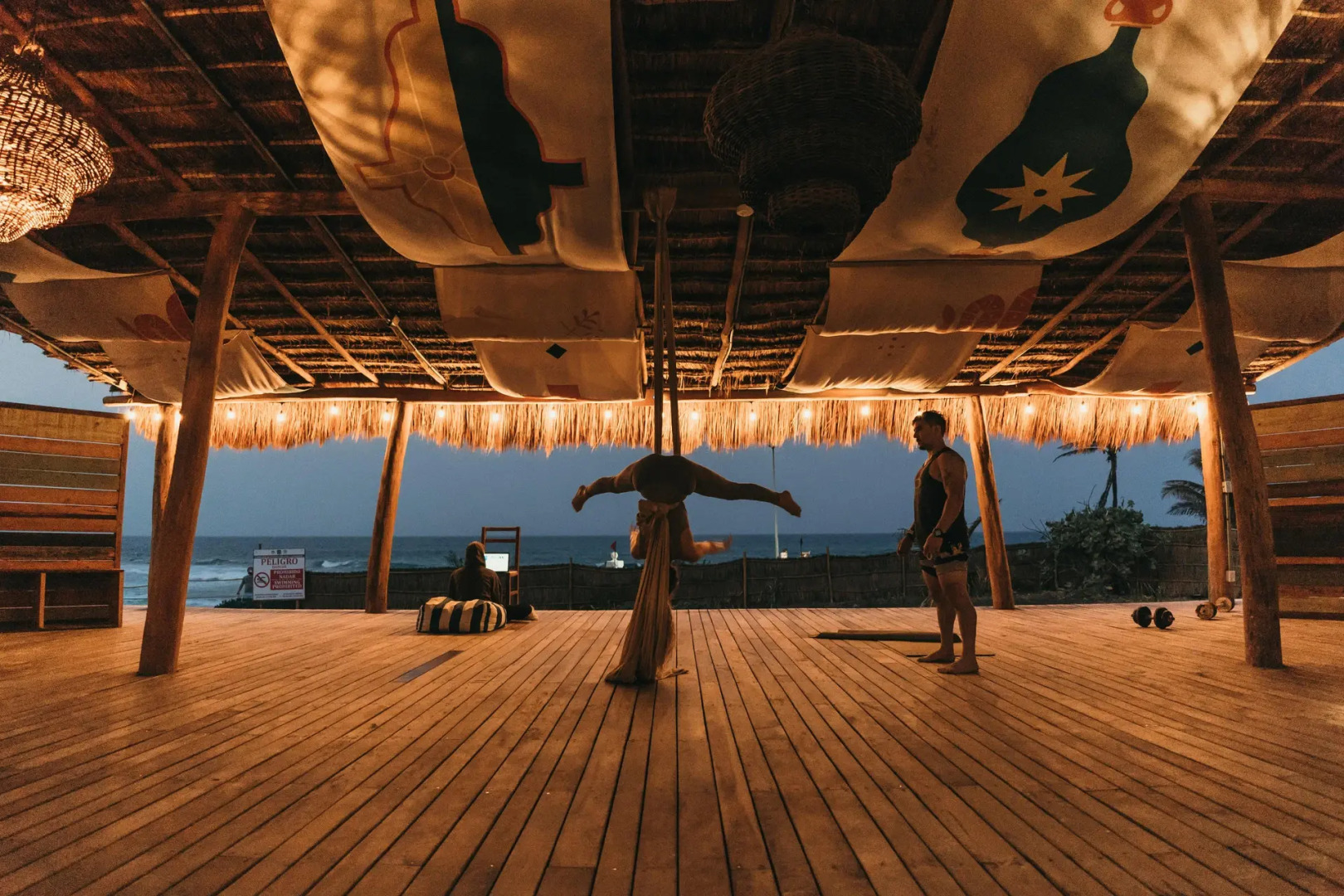 Foto - Nílu Isla Mujeres by Selina