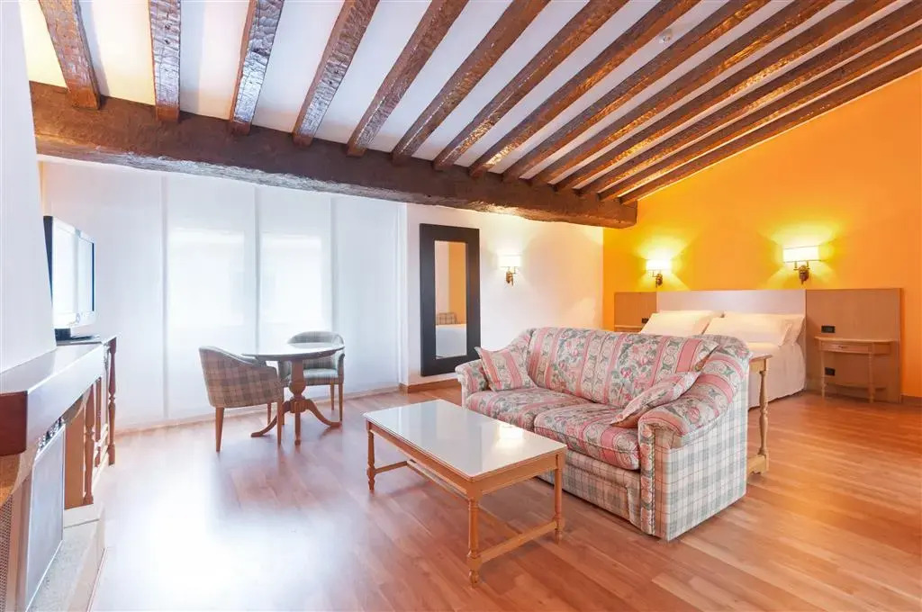 Photo - Gran Hotel Los Angeles