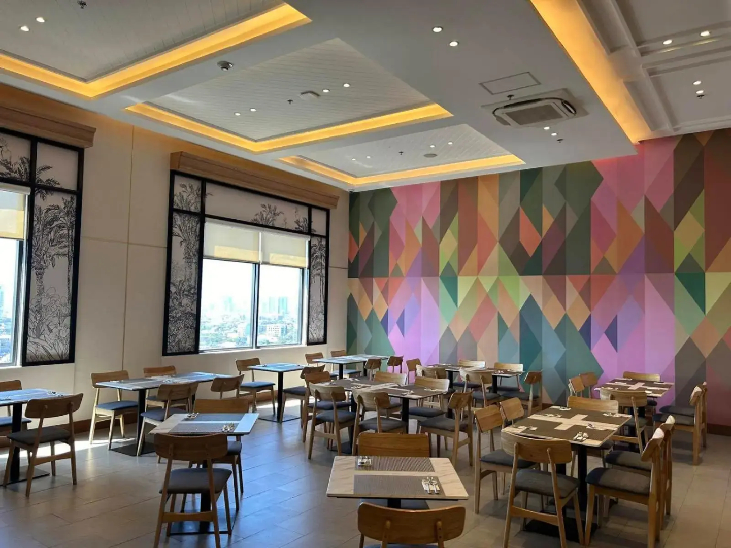 Photo - Harolds Hotel Quezon City