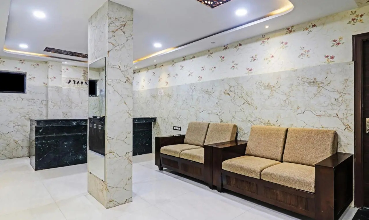Photo - Itsy Hotels J A Royal Suites Manikonda