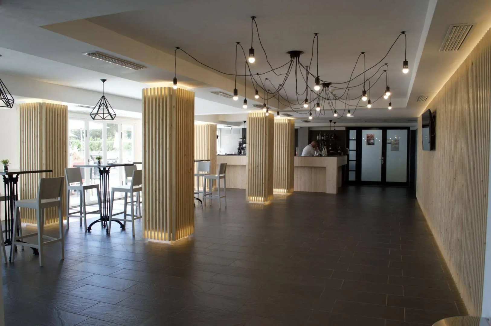 Foto - Exe Portals Nous