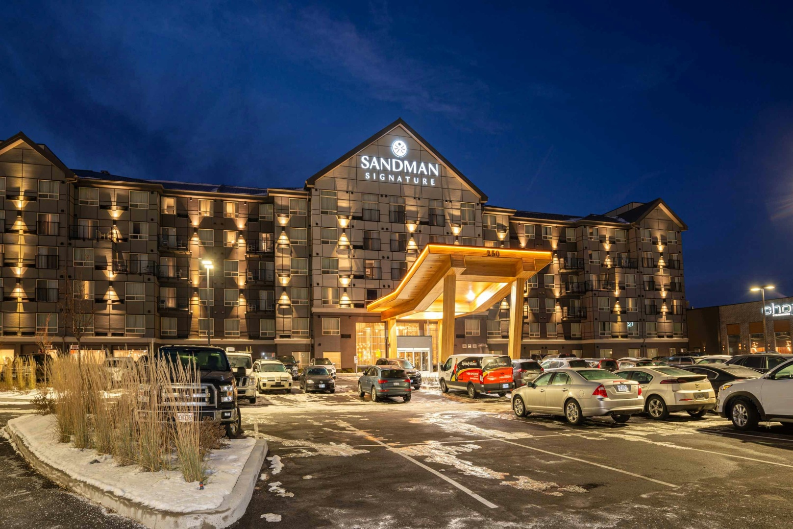 Photo - Sandman Signature Ottawa Airport Hotel