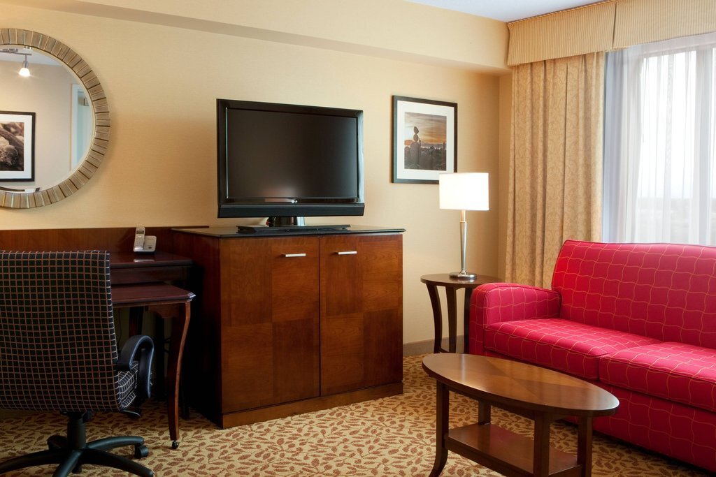 Photo - Vancouver Airport Marriott Hotel