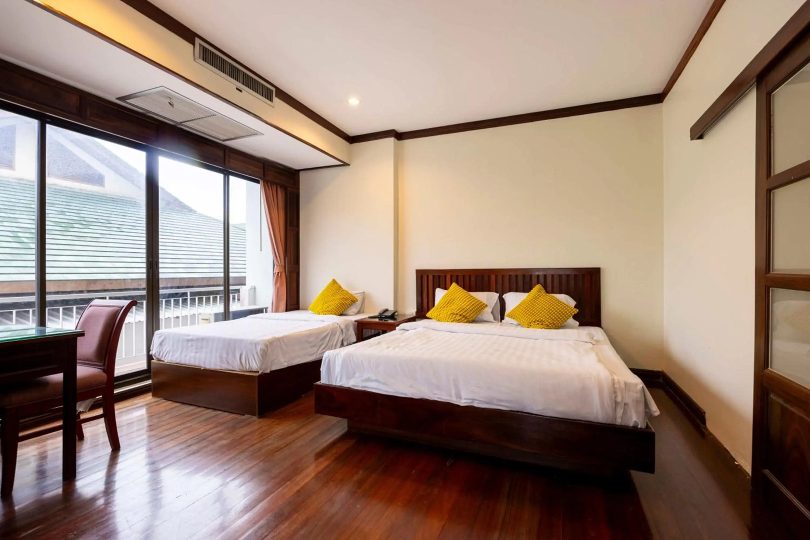 Foto - The President Hotel at Chokchai 4