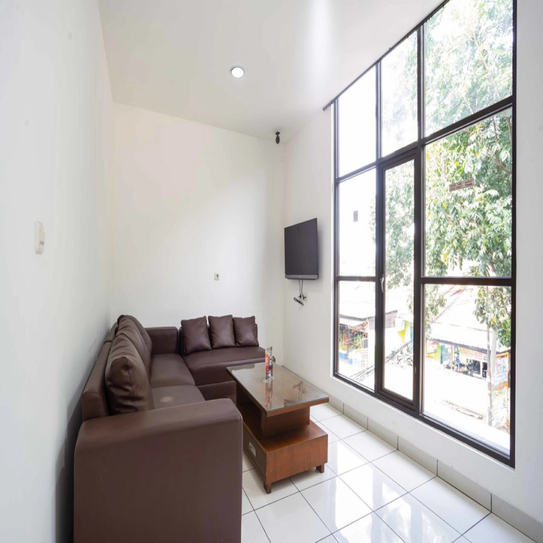 Foto - RedDoorz near Eka Hospital BSD City