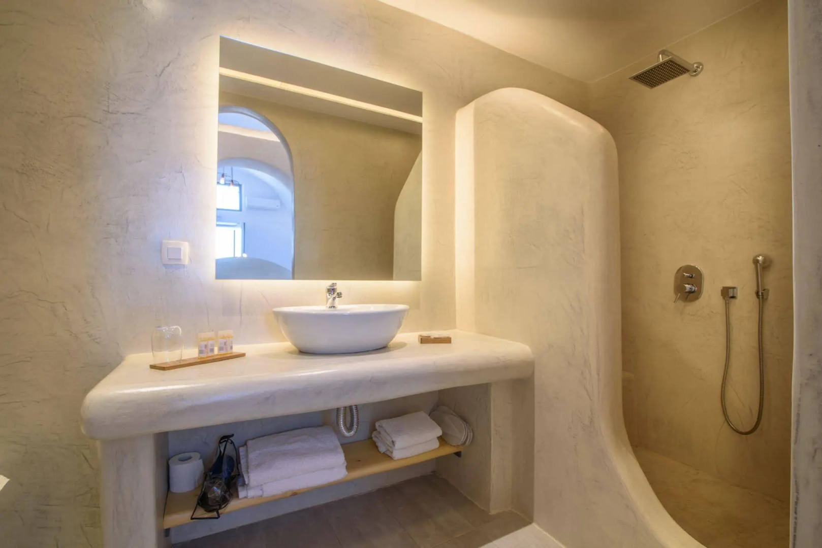 Photo - On the Cliff