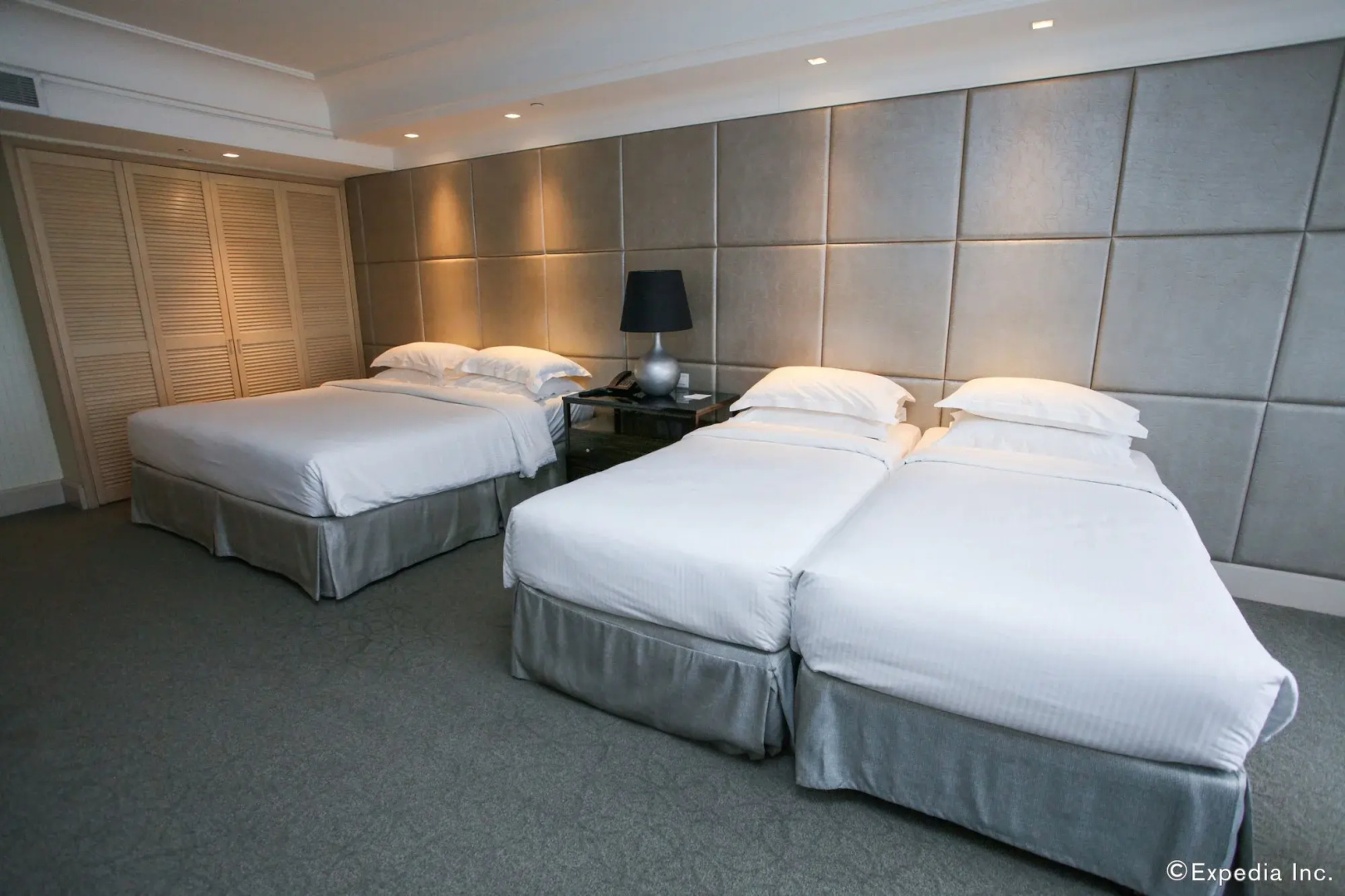 Photo - York Hotel