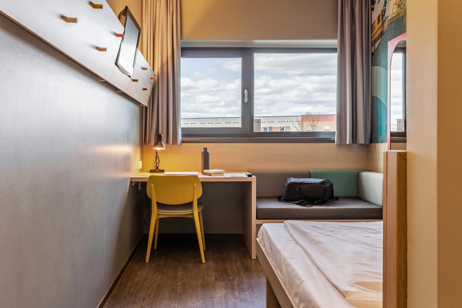 Photo - Meininger Hotel Berlin Flughafen