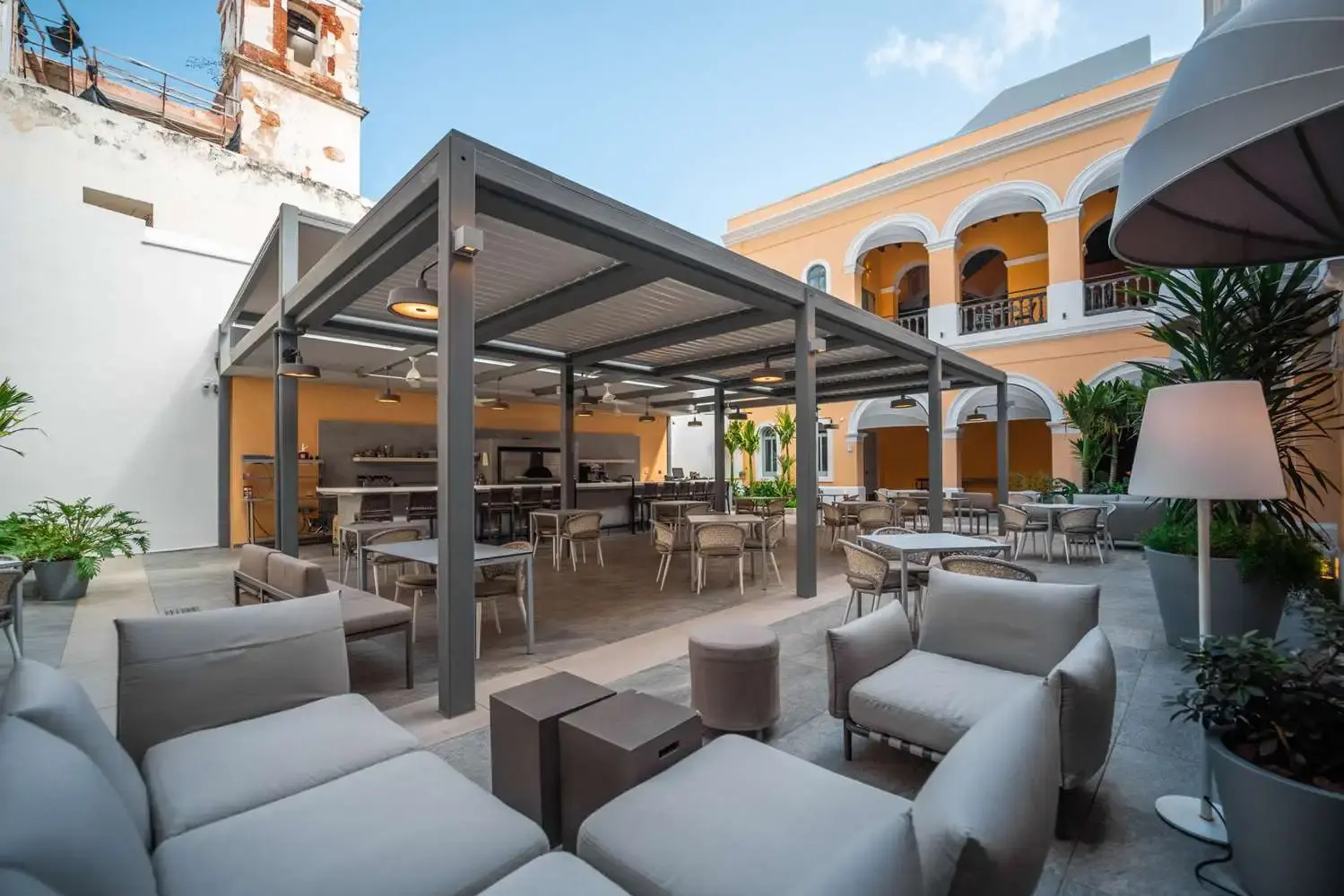 Foto - Palacio Provincial San Juan, Curio Collection by Hilton