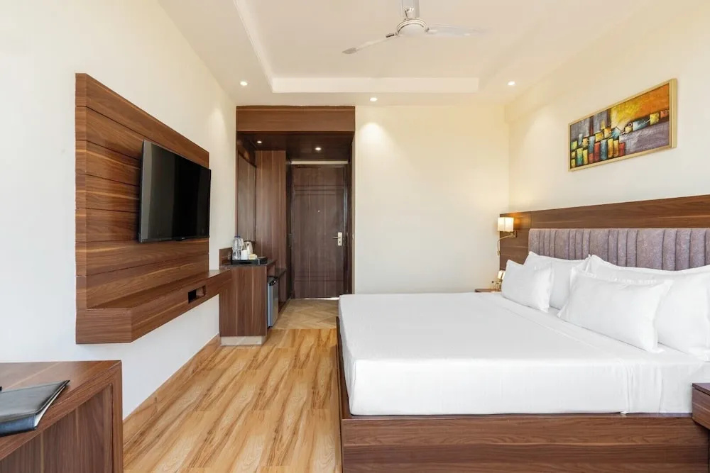 Clarks Inn Suites Agra