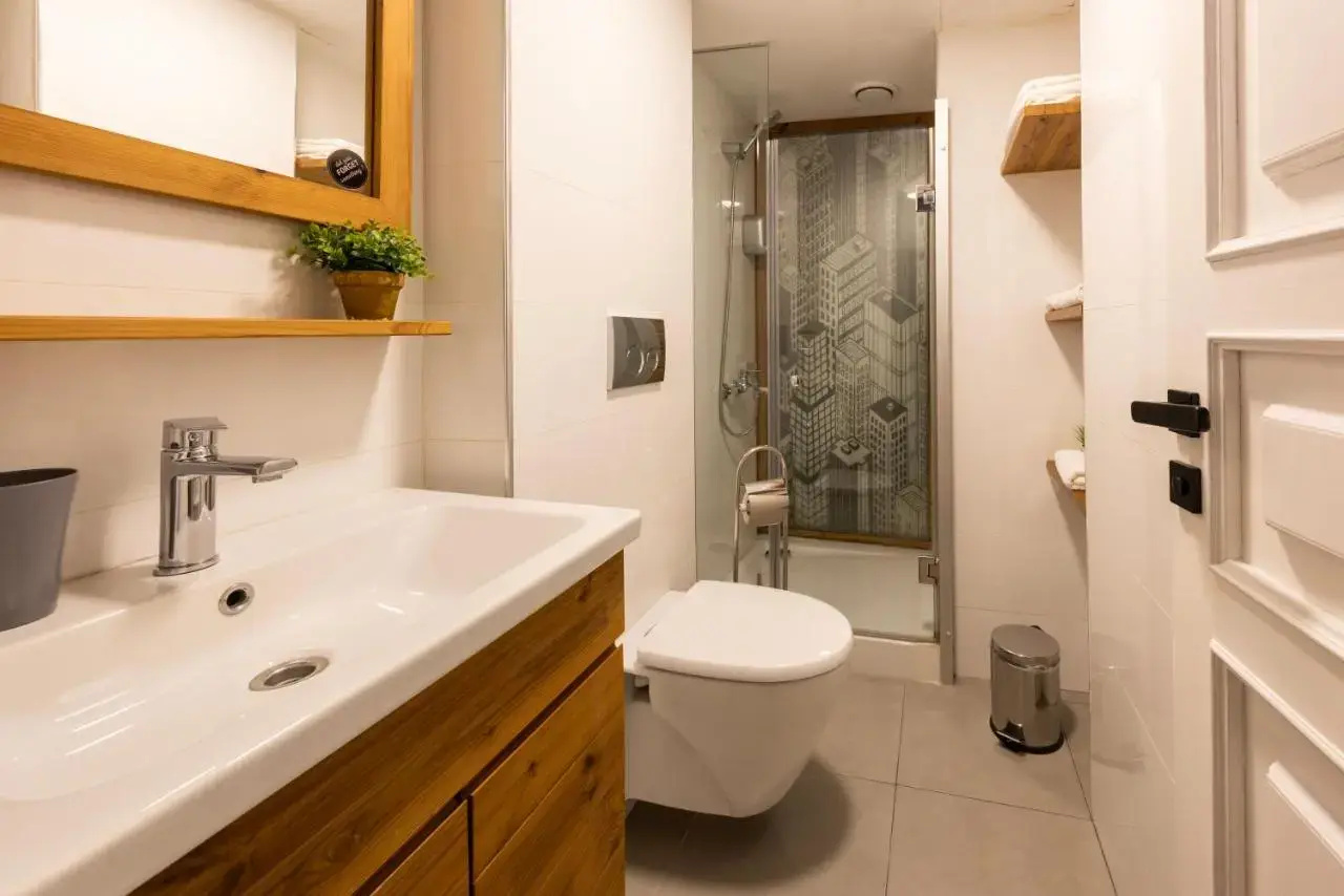 Photo - Bguest Pera Suites