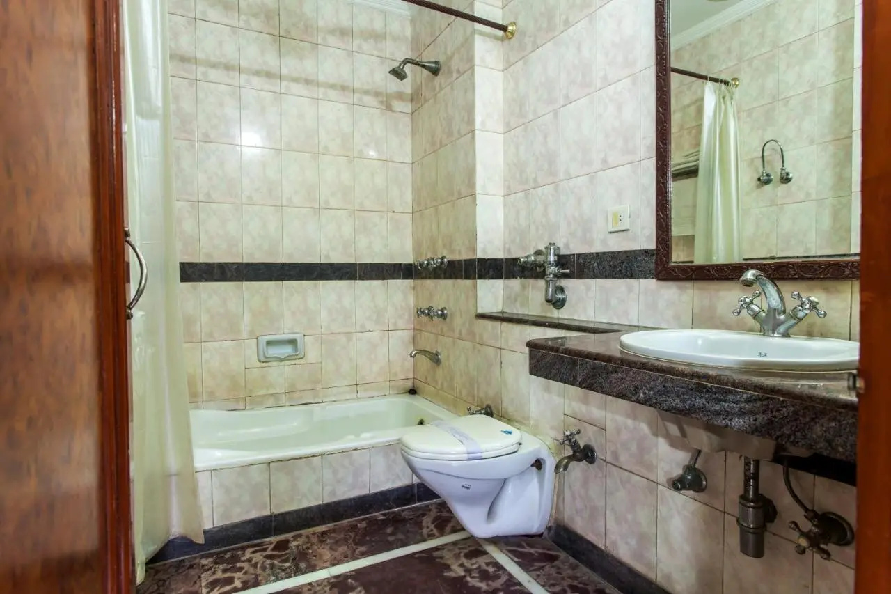 Photo - Hotel Sunstar Residency