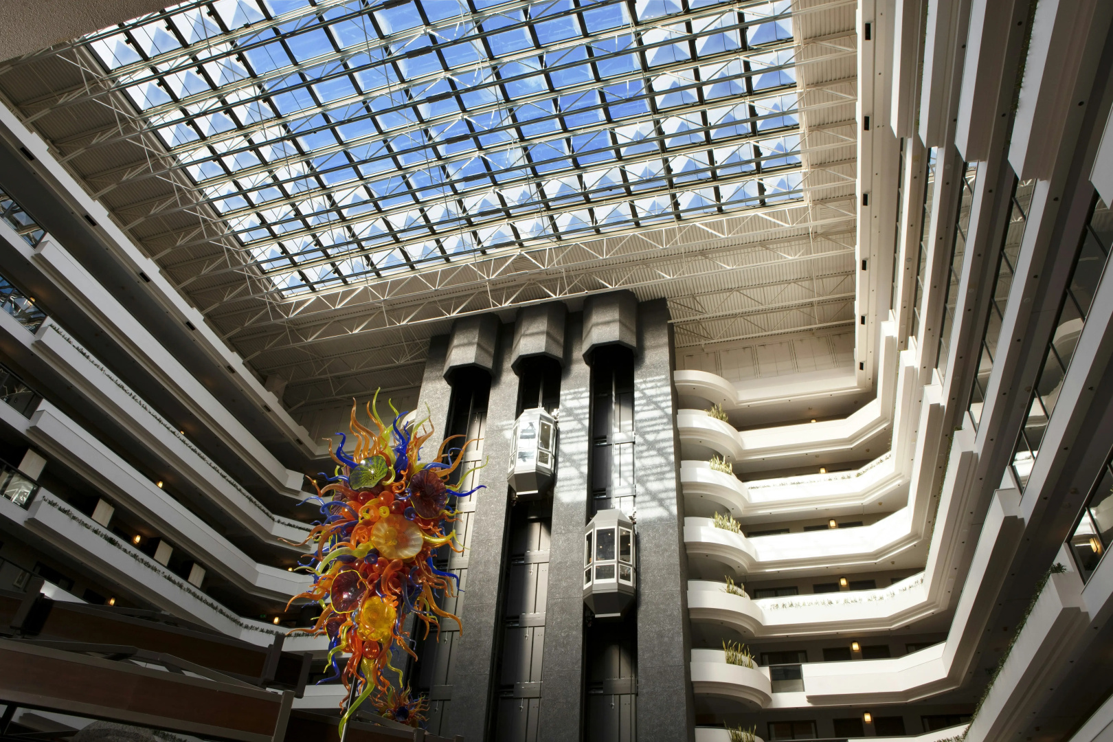 Photo - Embassy Suites by Hilton Los Angeles International Airport North