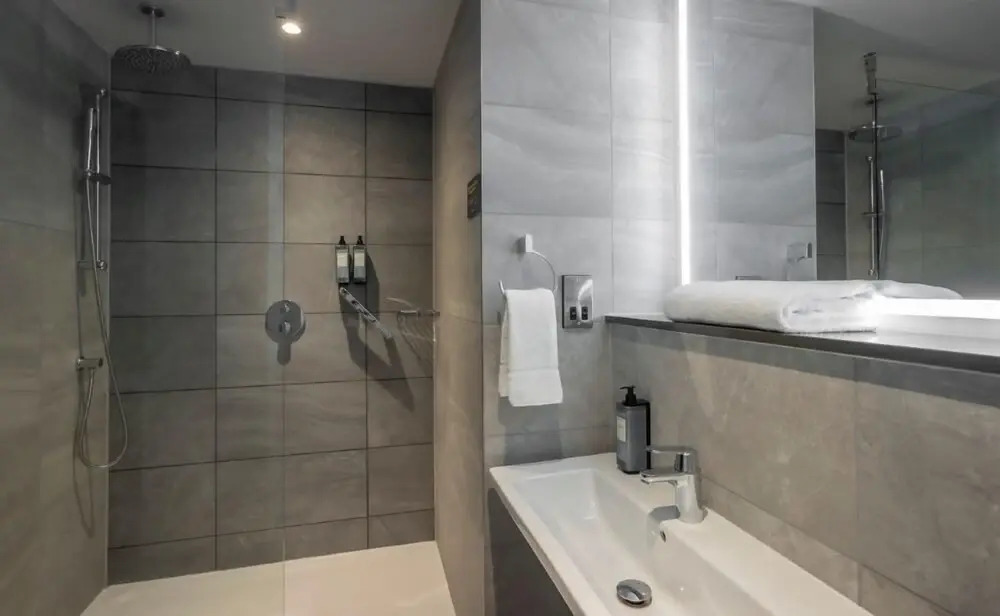 Photo - Maldron Hotel Shoreditch London