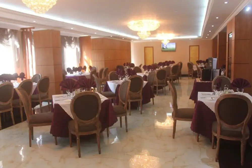 Foto - Tirar International Hotel